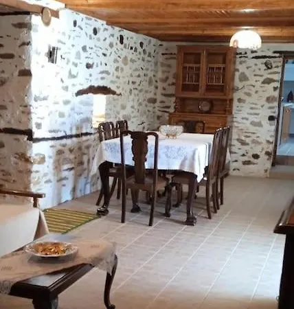 αρχοντικό θεανώ 1 Archontiko Theano 1 Case de vacanță Agios Lavrentios